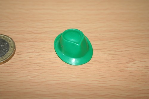 Playmobil chapeau vert